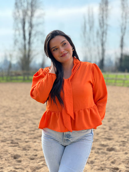 Blusa lazo naranjo